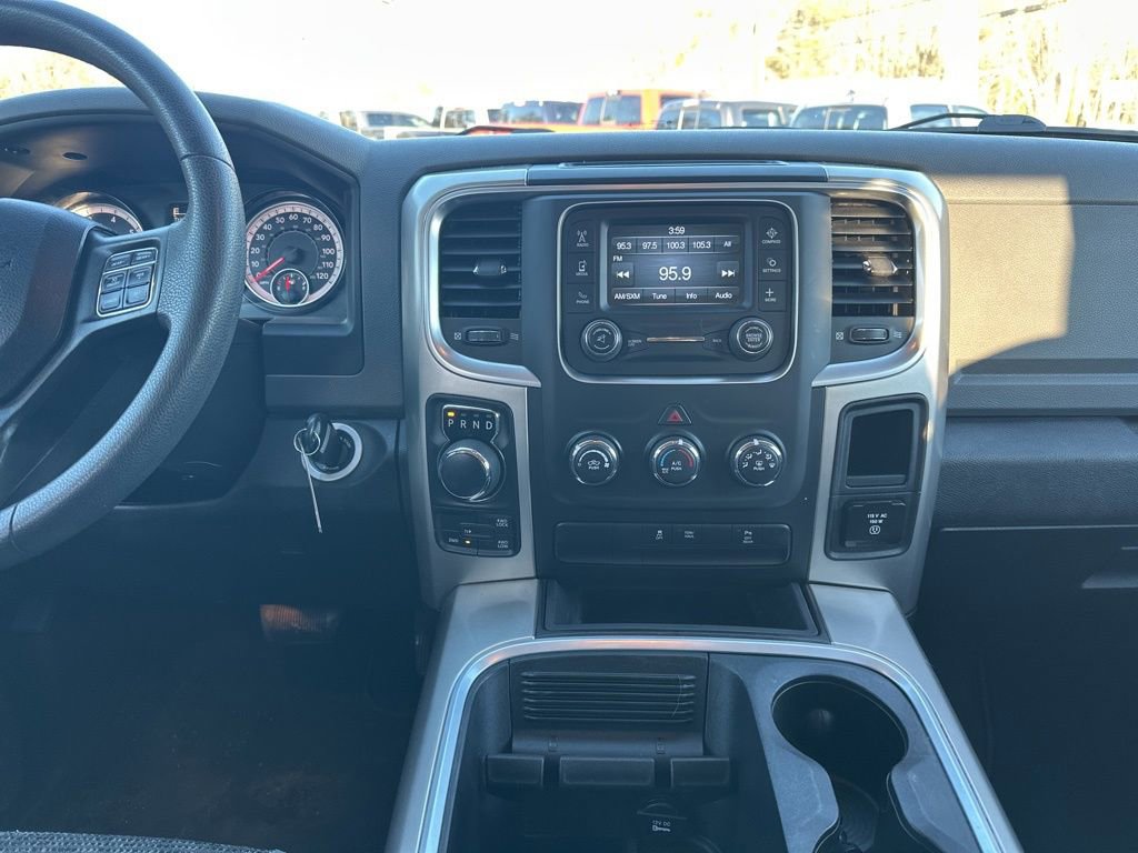 Used 2019 RAM 1500 Classic Warlock image 17