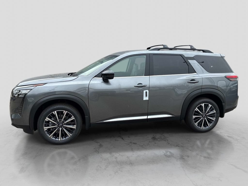 New 2026 Nissan Pathfinder Platinum w/ Cargo Package AWD/4WD image 2