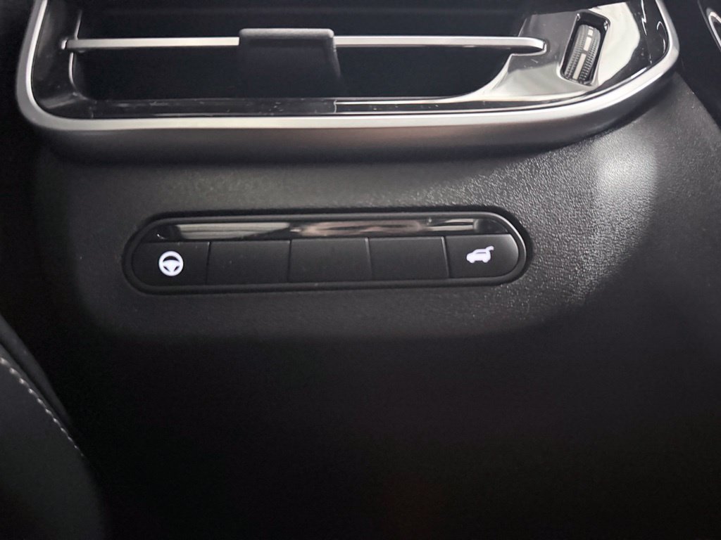 Certified 2023 INFINITI QX60 Sensory w/ Cargo Package FWD image 26