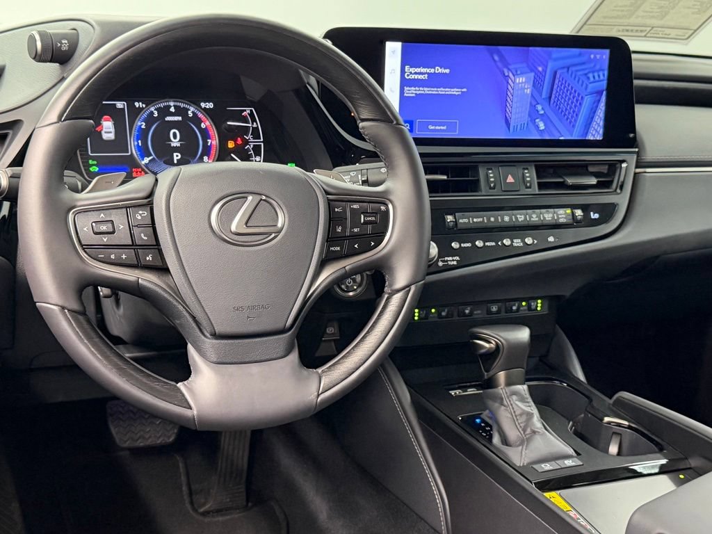 Used 2025 Lexus ES 300h w/ Luxury Package FWD image 39