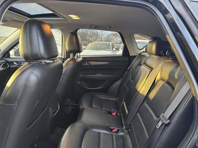 Used 2023 MAZDA CX-5 AWD 2.5 S w/ Premium Plus Pkg image 11