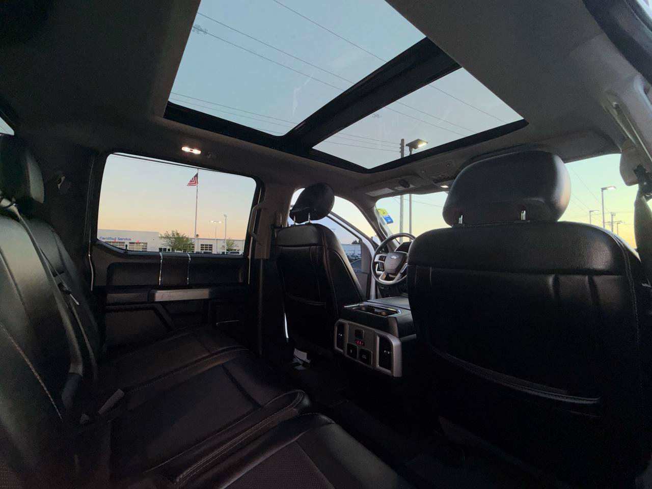Used 2020 Ford F350 Lariat w/ Lariat Ultimate Package AWD/4WD image 24