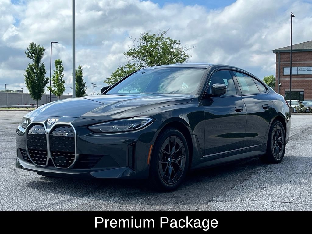Certified 2023 BMW i4 eDrive35 RWD image 3