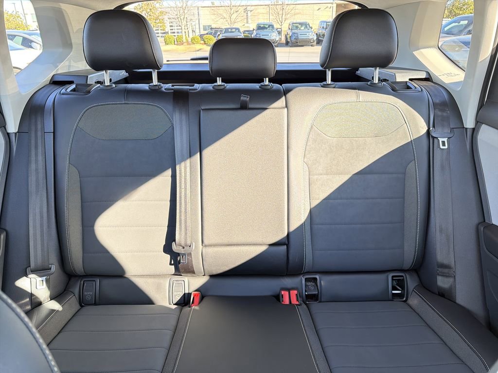 Used 2023 Volkswagen Taos SE image 30