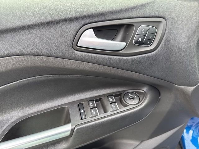 Used 2018 Ford Escape Titanium image 22