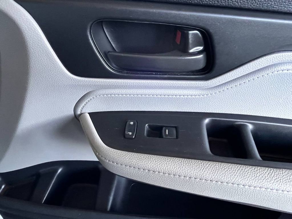 Used 2020 Honda Odyssey EX image 37
