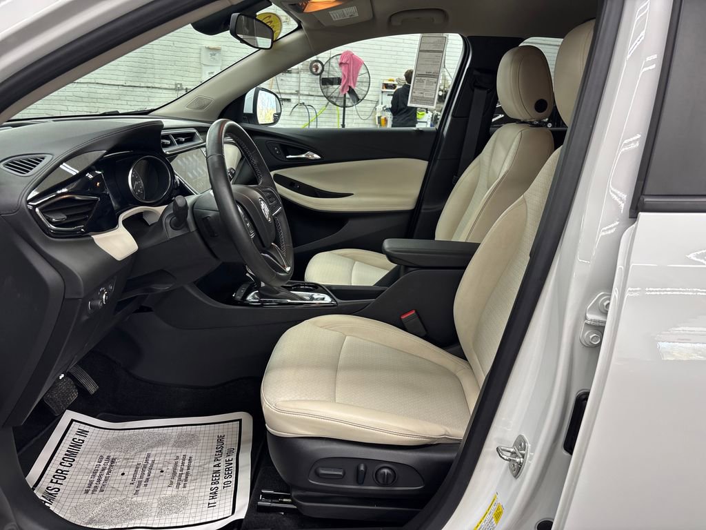 Used 2023 Buick Encore GX Select FWD image 9
