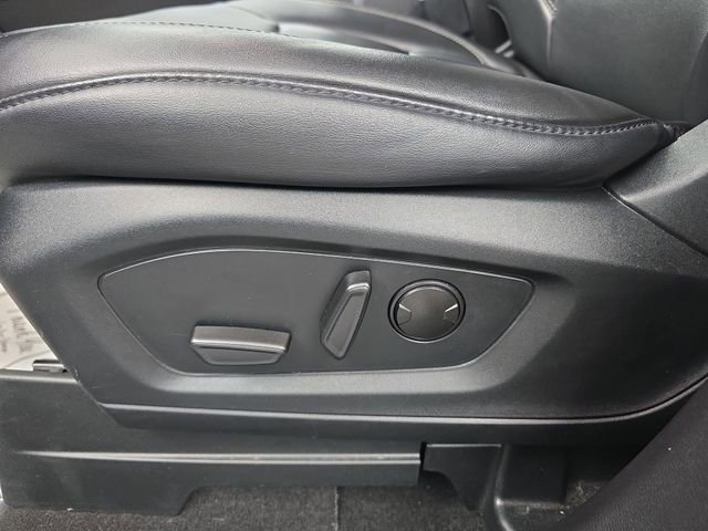 Used 2023 Ford Explorer XLT w/ Equipment Group 202A image 19