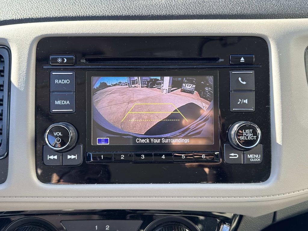 Used 2021 Honda HR-V LX image 43