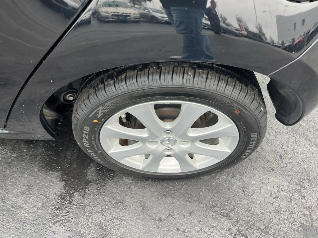 Used 2011 MAZDA MAZDA2 Touring image 26