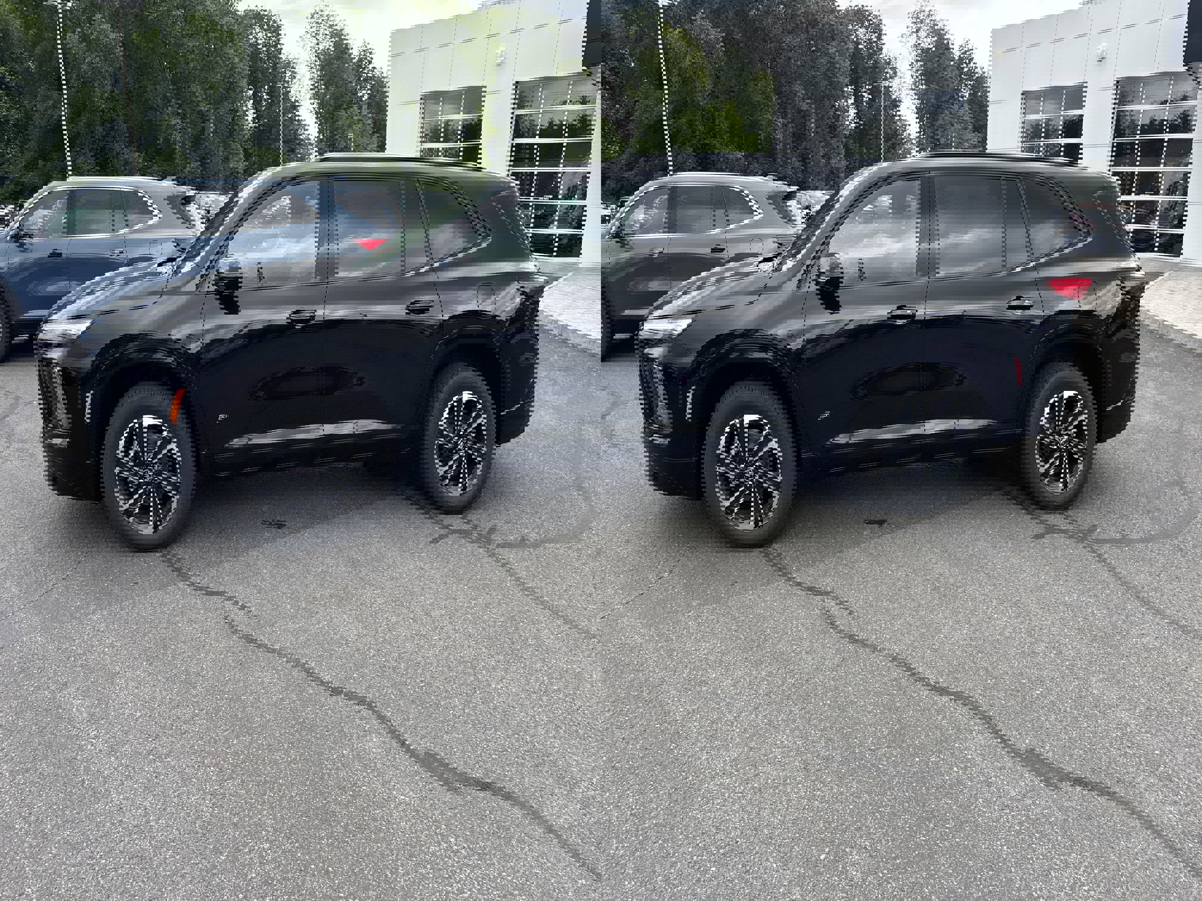 New 2025 Buick Enclave Sport Touring w/ Power Package image 2