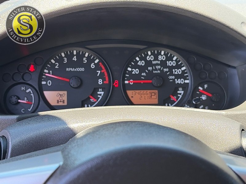 Used 2015 Nissan Frontier SV AWD/4WD image 28