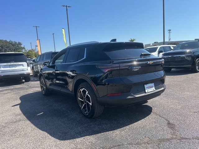 New 2026 Chevrolet Equinox EV LT image 5