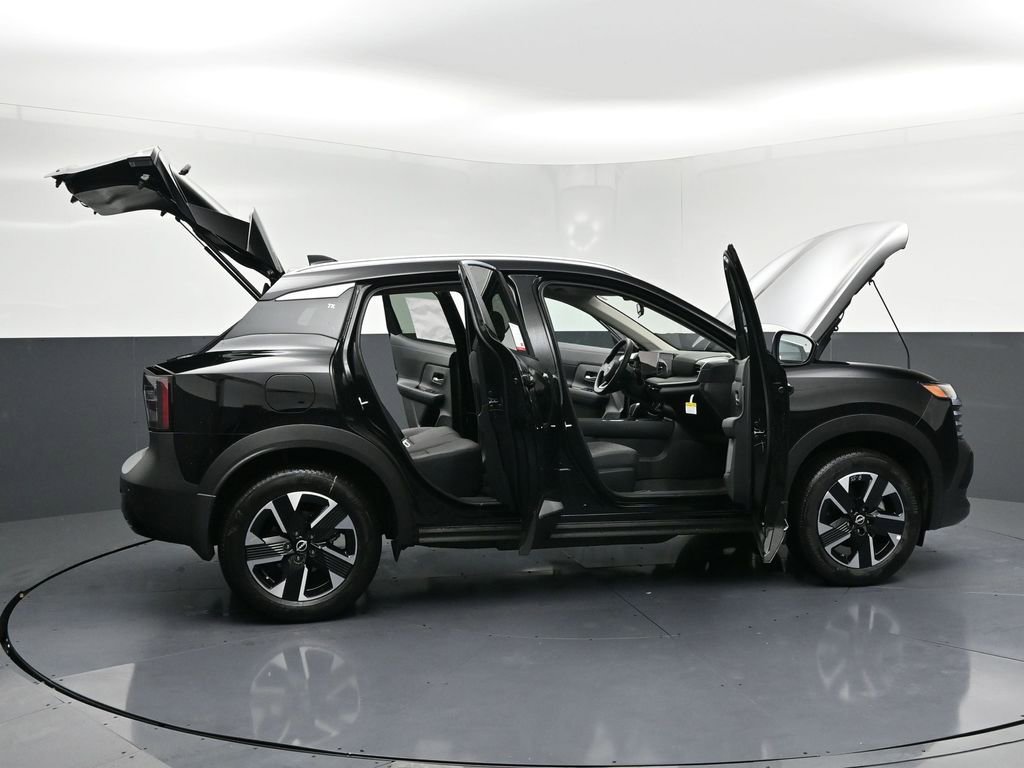 New 2026 Nissan Kicks SV w/ SV Premium Package AWD/4WD image 32