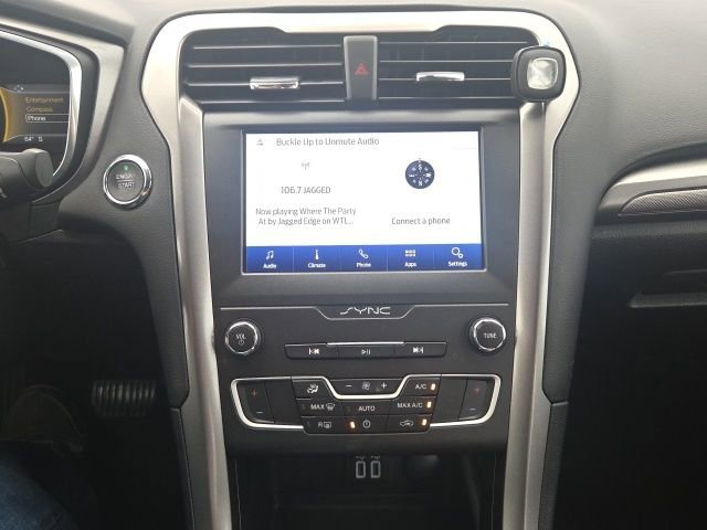 Certified 2020 Ford Fusion SE image 27