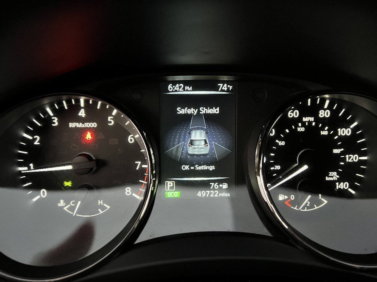 Used 2017 Nissan Rogue SV FWD image 18