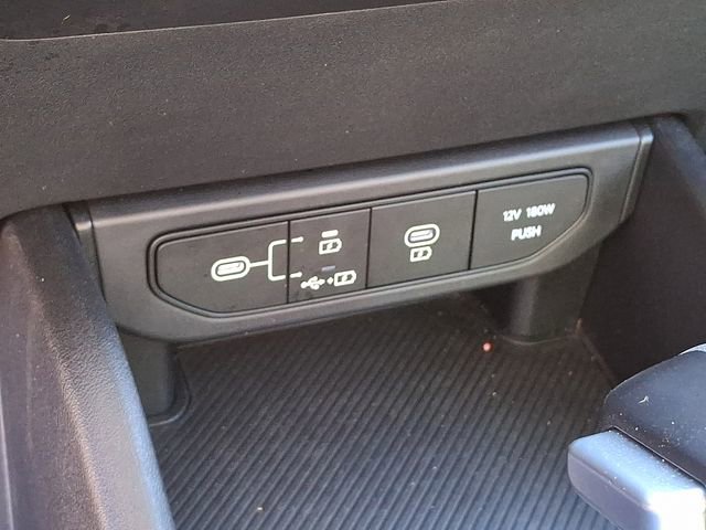 Used 2025 Kia K4 LX image 29