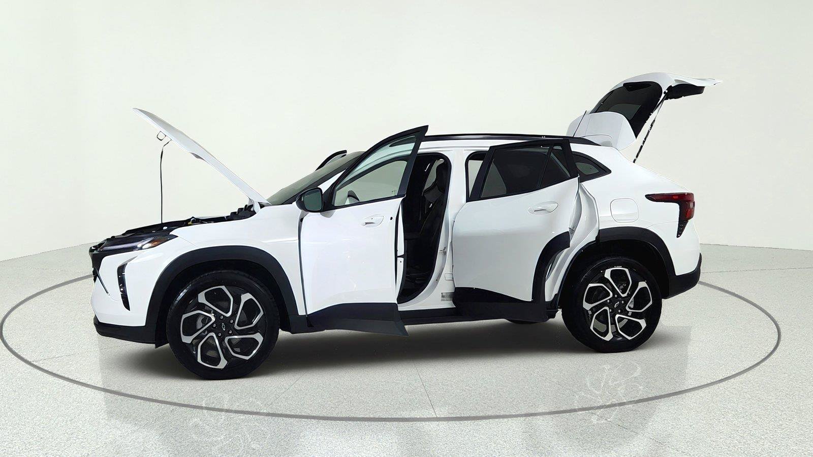 Used 2024 Chevrolet Trax RS w/ Driver Confidence Package FWD image 11
