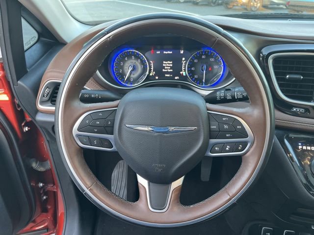Used 2018 Chrysler Pacifica Limited w/ Tire & Wheel Group image 19