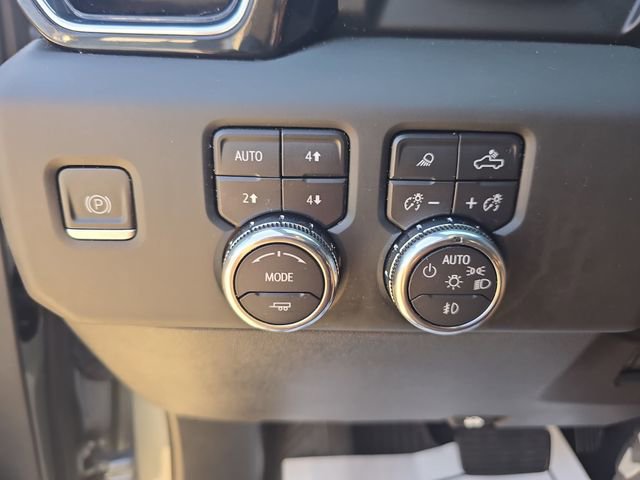 Used 2024 GMC Sierra 2500 Denali Ultimate w/ Max Trailering Package image 22
