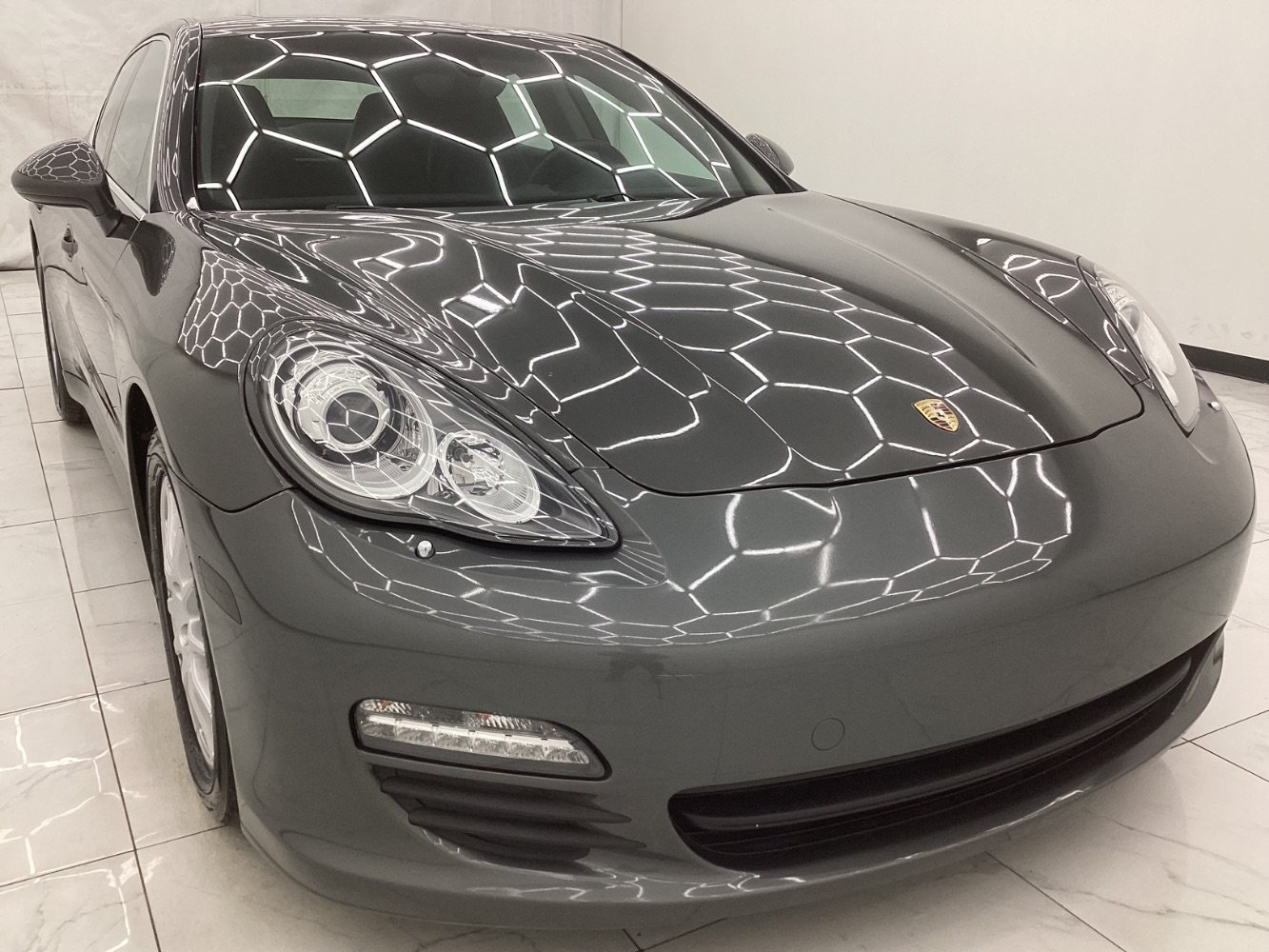Used 2013 Porsche Panamera S RWD image 3