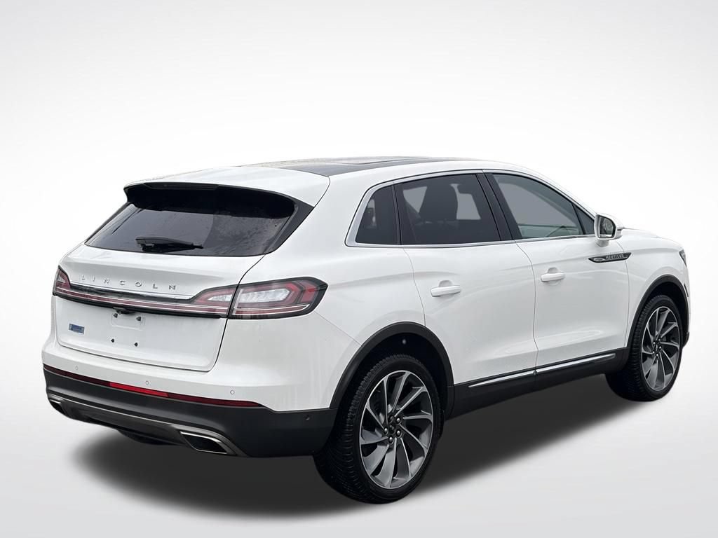 Used 2022 Lincoln Nautilus Reserve w/ Equipment Group 201A AWD/4WD image 6