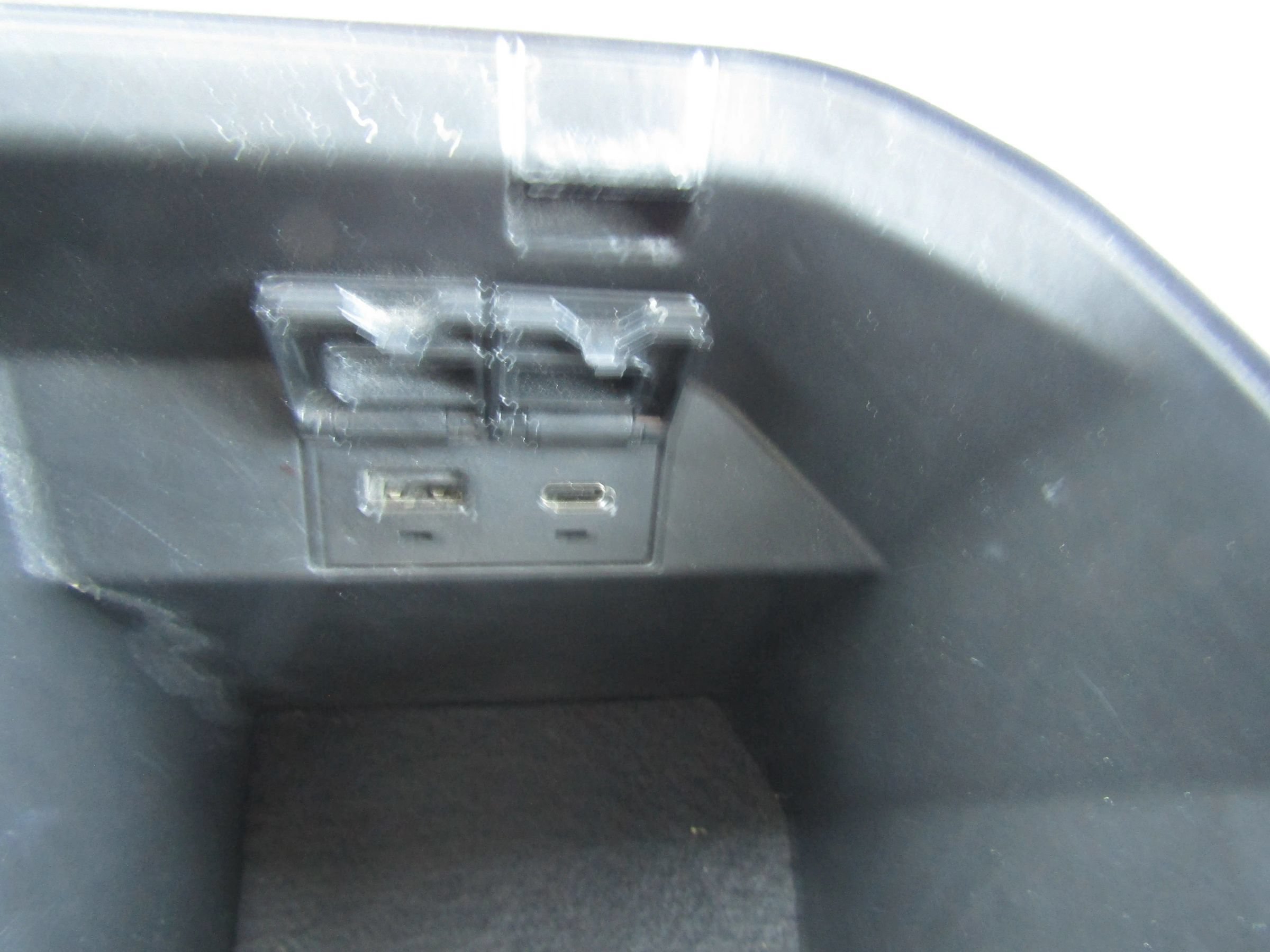 Used 2023 Toyota Camry SE FWD image 31