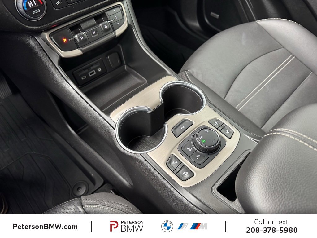 Used 2022 GMC Terrain Denali image 31