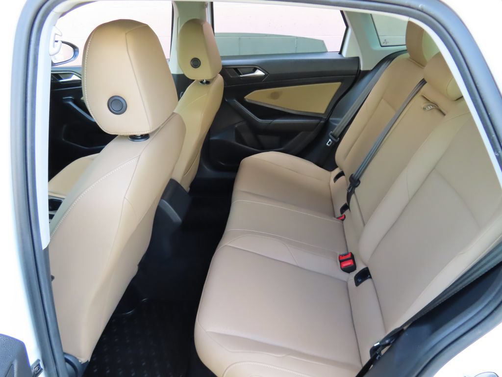 Used 2019 Volkswagen Jetta SEL FWD image 26