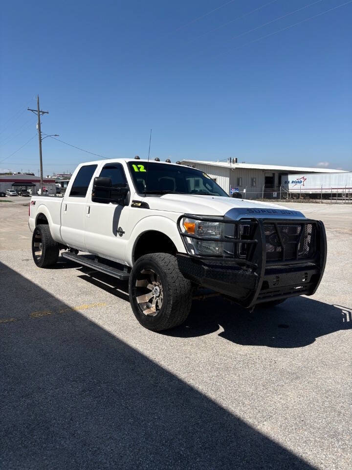 Used 2012 Ford F250 Lariat w/ Chrome Pkg AWD/4WD image 2