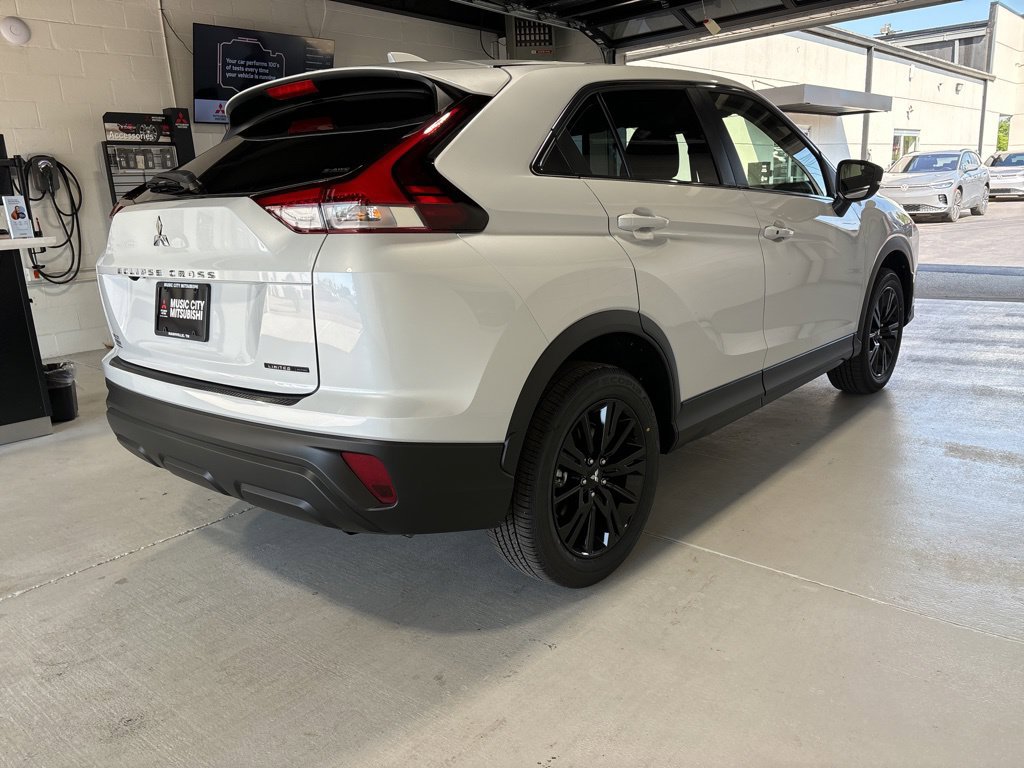 New 2026 Mitsubishi Eclipse Cross LE AWD/4WD image 4