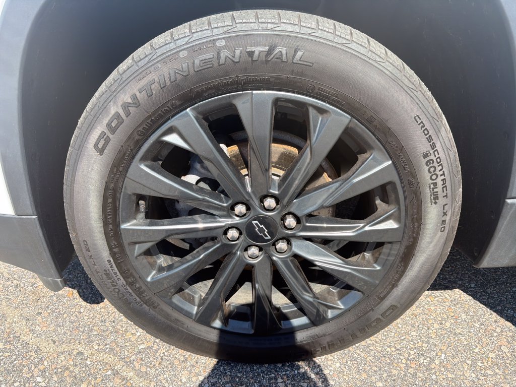 Certified 2023 Chevrolet Traverse RS w/ LPO, Floor Liner Package AWD/4WD image 27