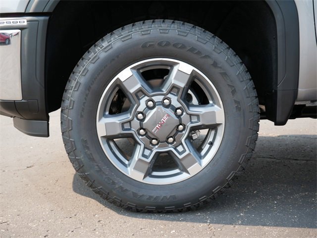 New 2025 GMC Sierra 2500 SLT w/ SLT Premium Package image 4