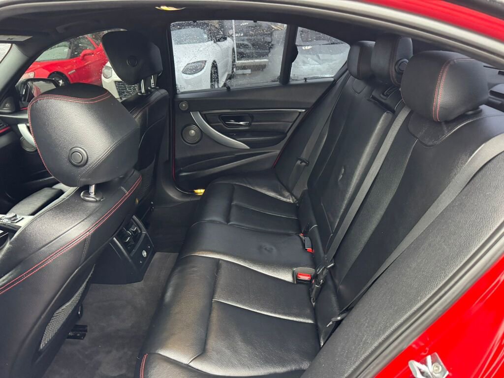 Used 2012 BMW 335i Sedan image 9