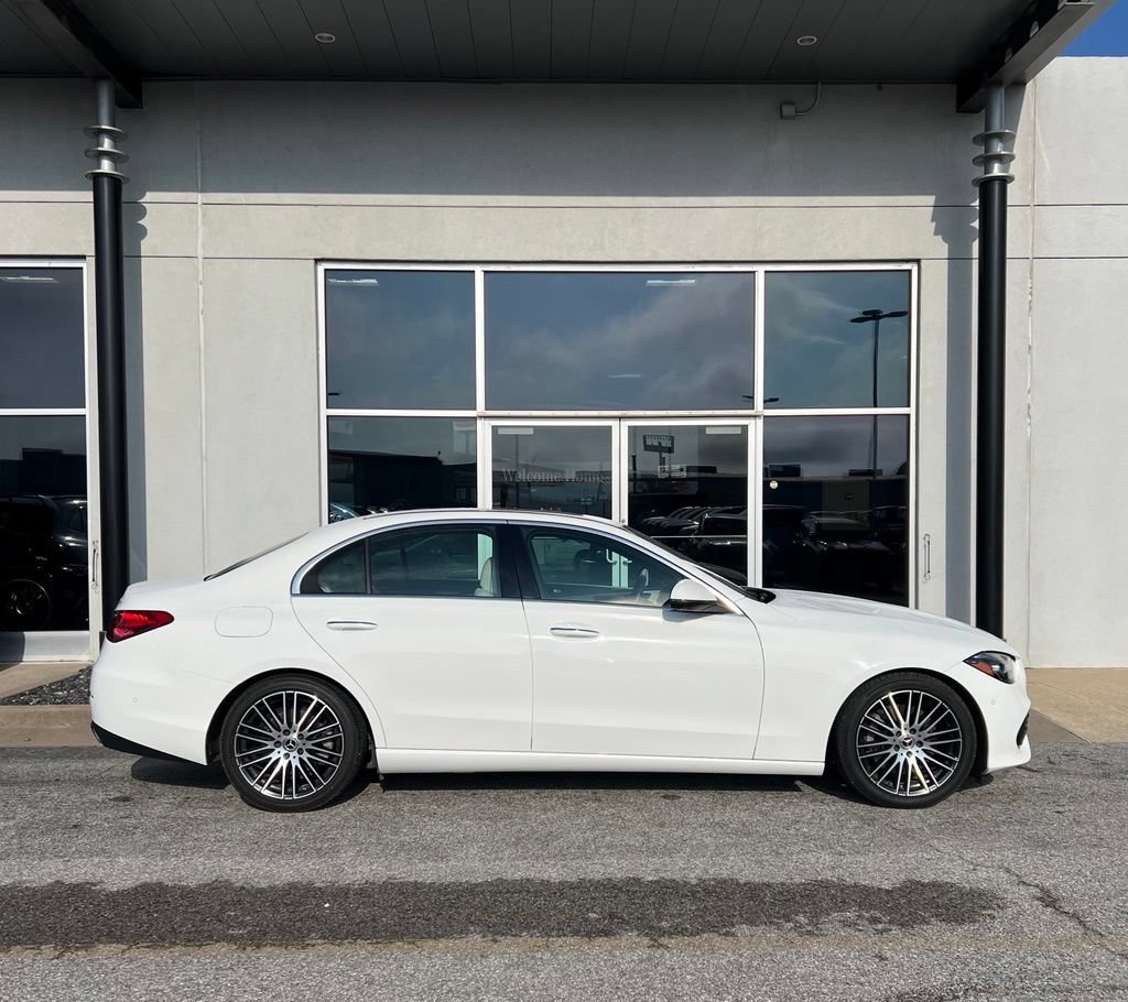 Used 2022 Mercedes-Benz C 300 4MATIC Sedan image 8