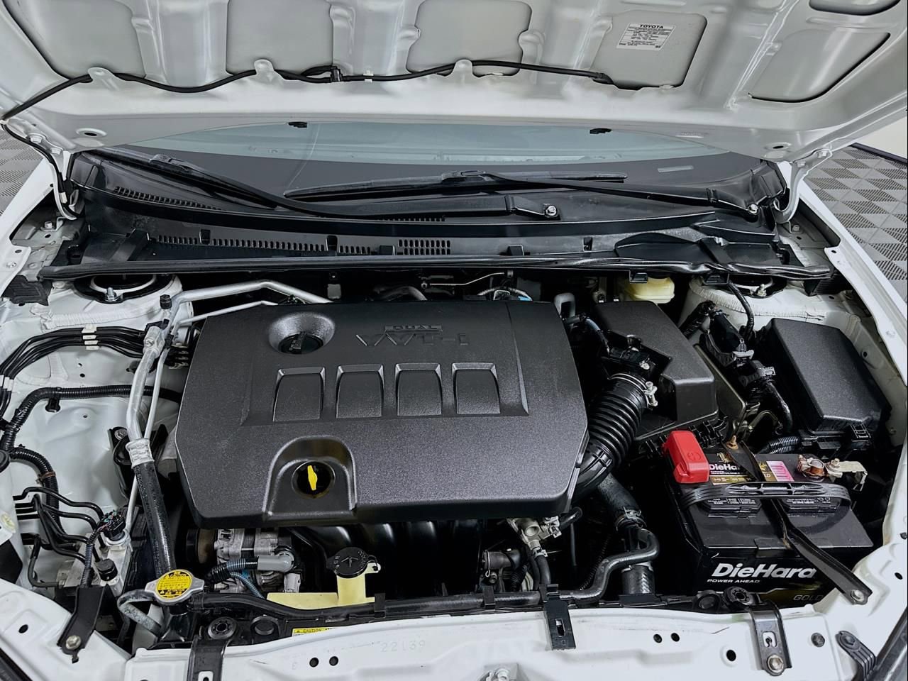 Used 2016 Toyota Corolla LE image 17