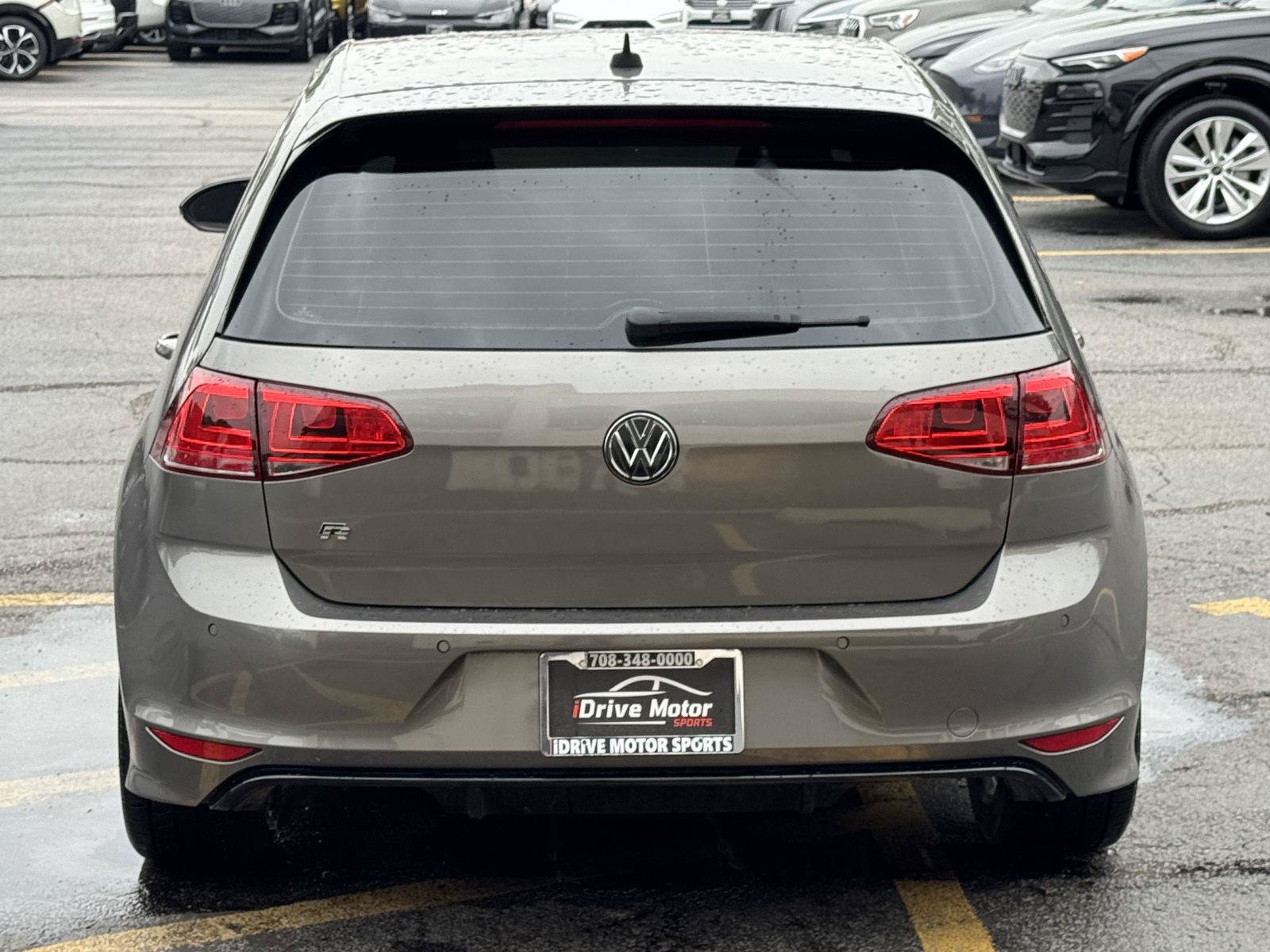 Used 2017 Volkswagen Golf R 4-Door AWD/4WD image 6