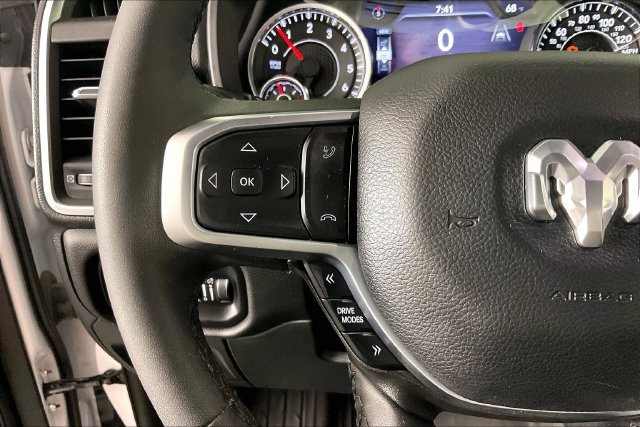 Used 2025 RAM 1500 Big Horn AWD/4WD image 10