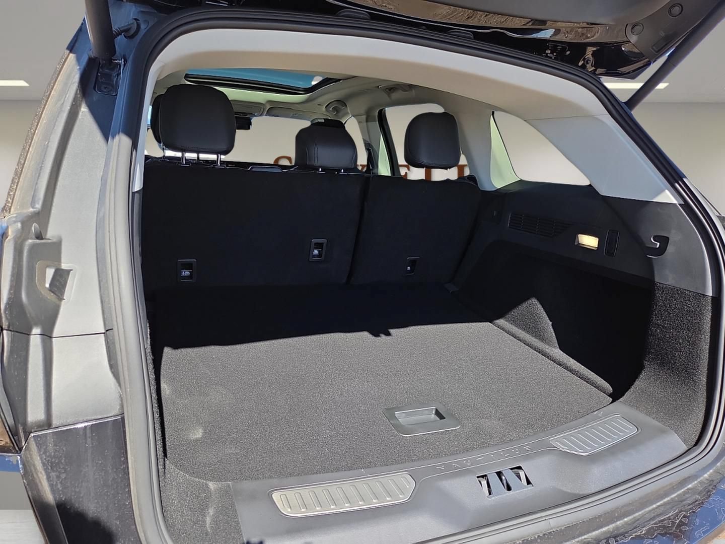 New 2026 Lincoln Nautilus Reserve AWD/4WD image 10