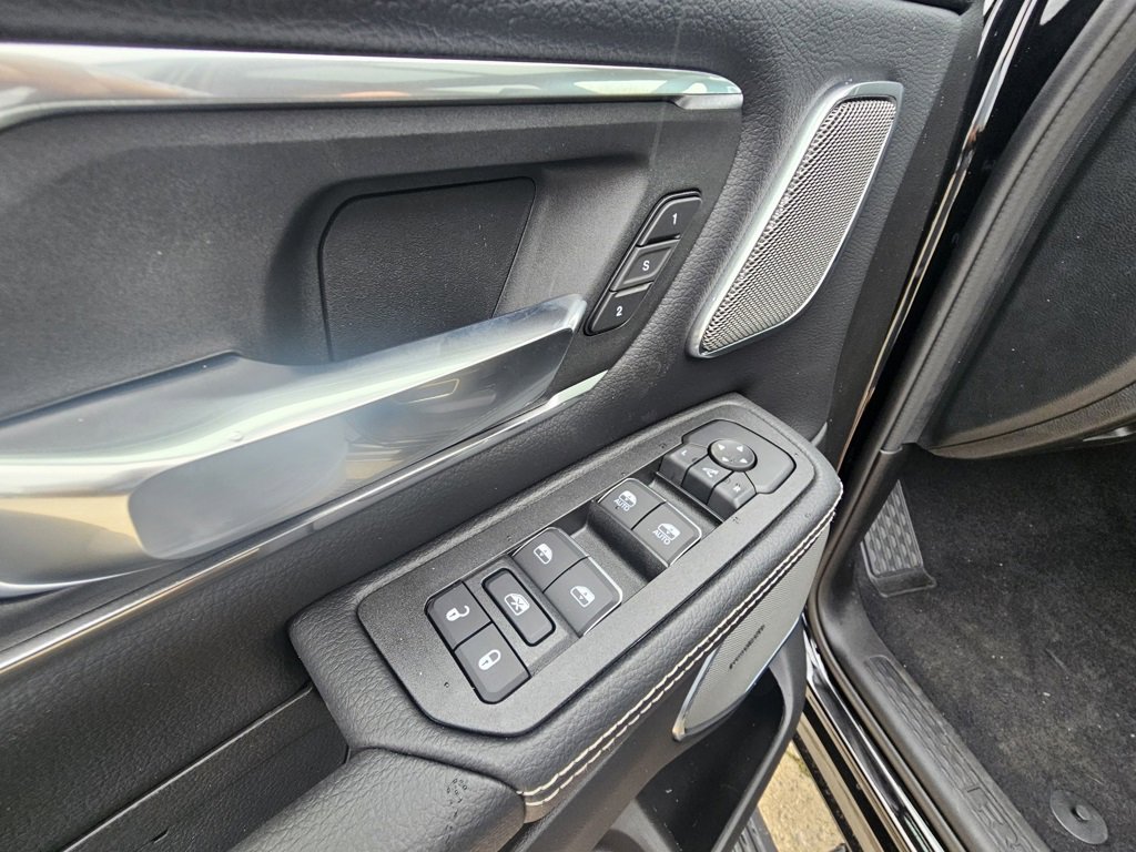New 2025 RAM 1500 Laramie image 24