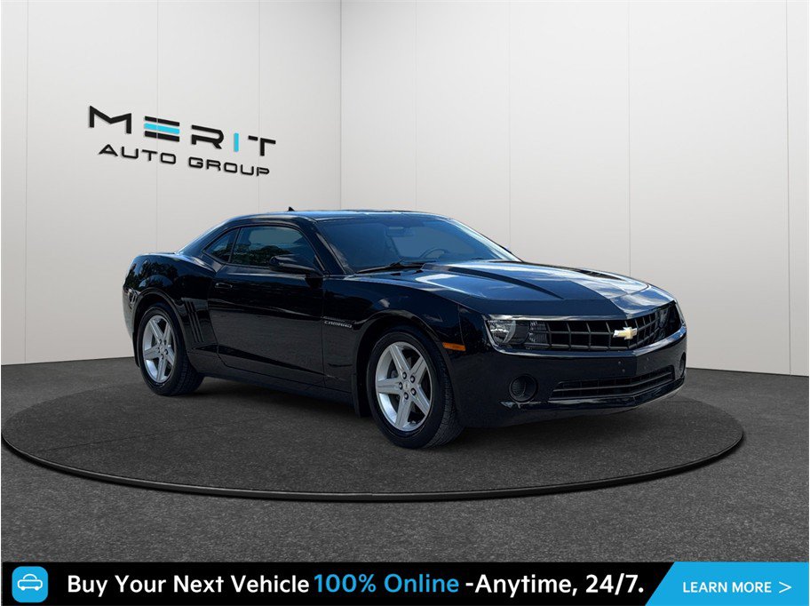 Used 2013 Chevrolet Camaro LS RWD image 1