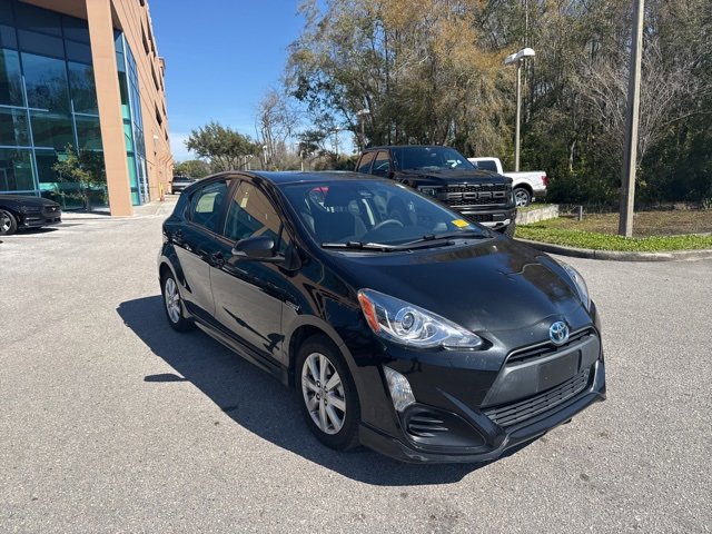 Used 2017 Toyota Prius C Two image 8