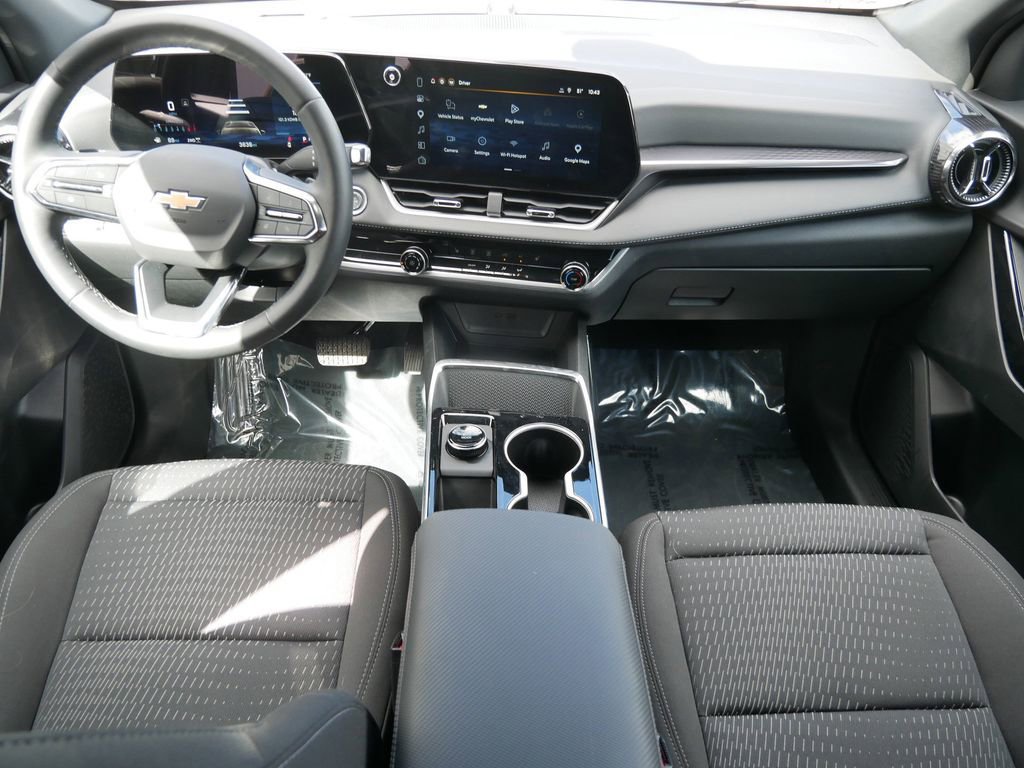 New 2026 Chevrolet Equinox LT w/ Safety and Technology Package AWD/4WD image 18