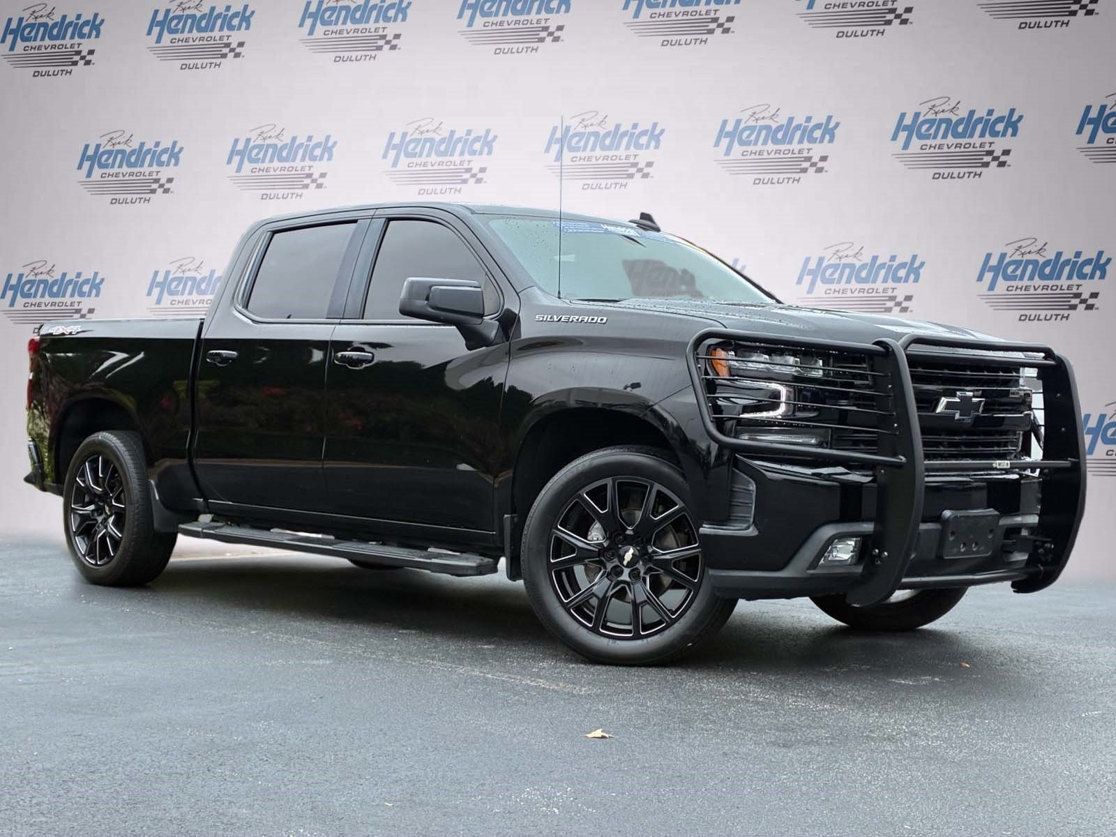 Used 2022 Chevrolet Silverado 1500 RST w/ Convenience Package II AWD/4WD image 2