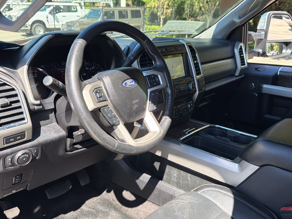 Used 2018 Ford F250 Lariat w/ FX4 Off-Road Package AWD/4WD image 6