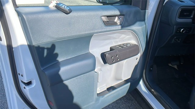 New 2025 Ford Maverick Lariat w/ Black Appearance Package image 14