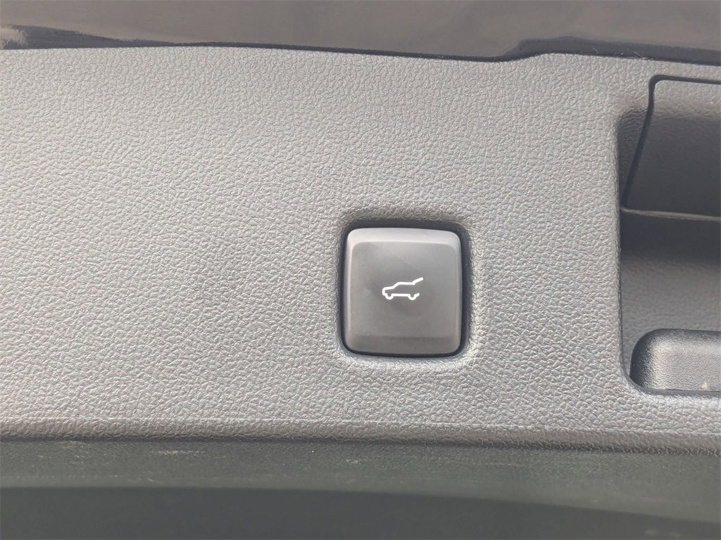 Used 2024 Ford Escape ST-Line image 30