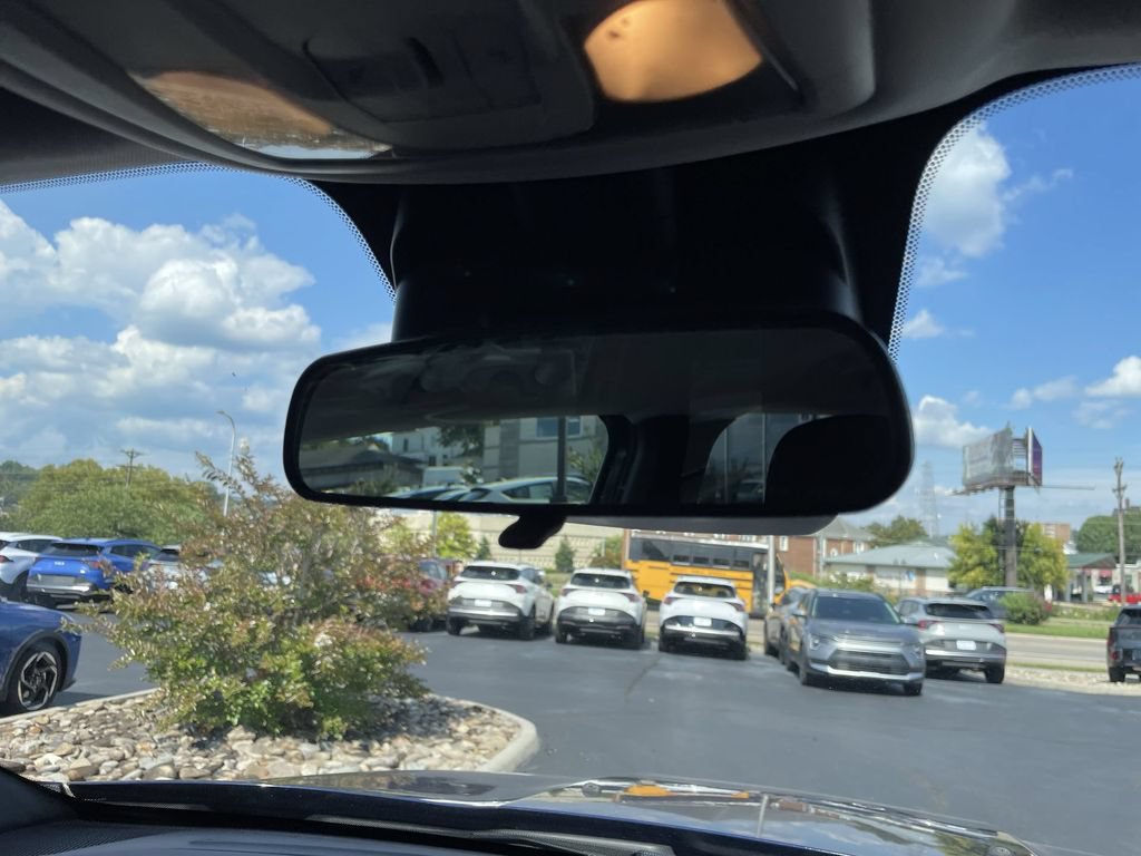 Used 2019 Jeep Renegade Latitude FWD image 27