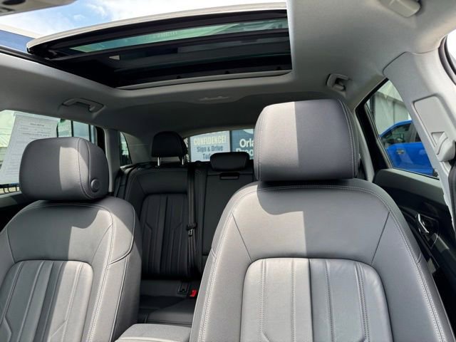 Used 2022 Audi e-tron Premium w/ Convenience Plus Package image 30