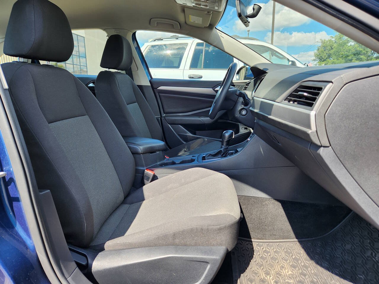 Used 2019 Volkswagen Jetta S w/ Driver Assistance Package FWD image 13